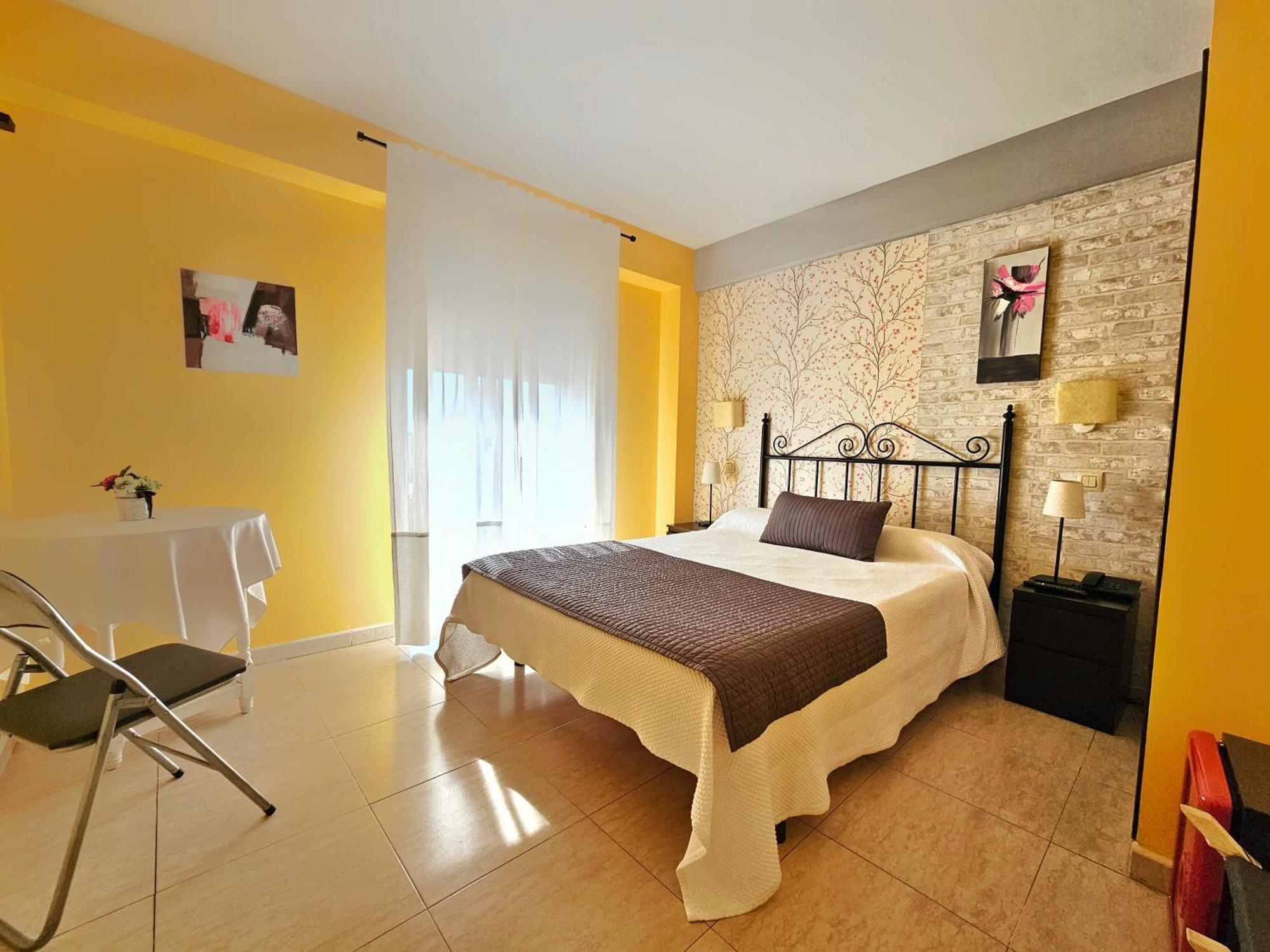 Hostal Mainz Piedralaves Kültér fotó