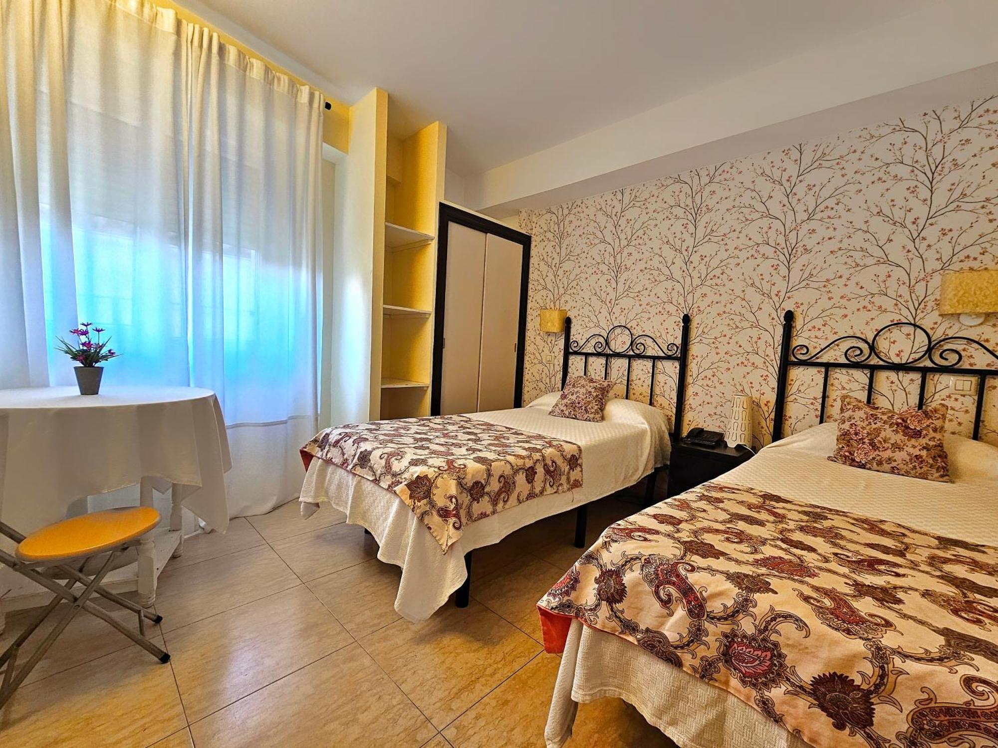 Hostal Mainz Piedralaves Kültér fotó