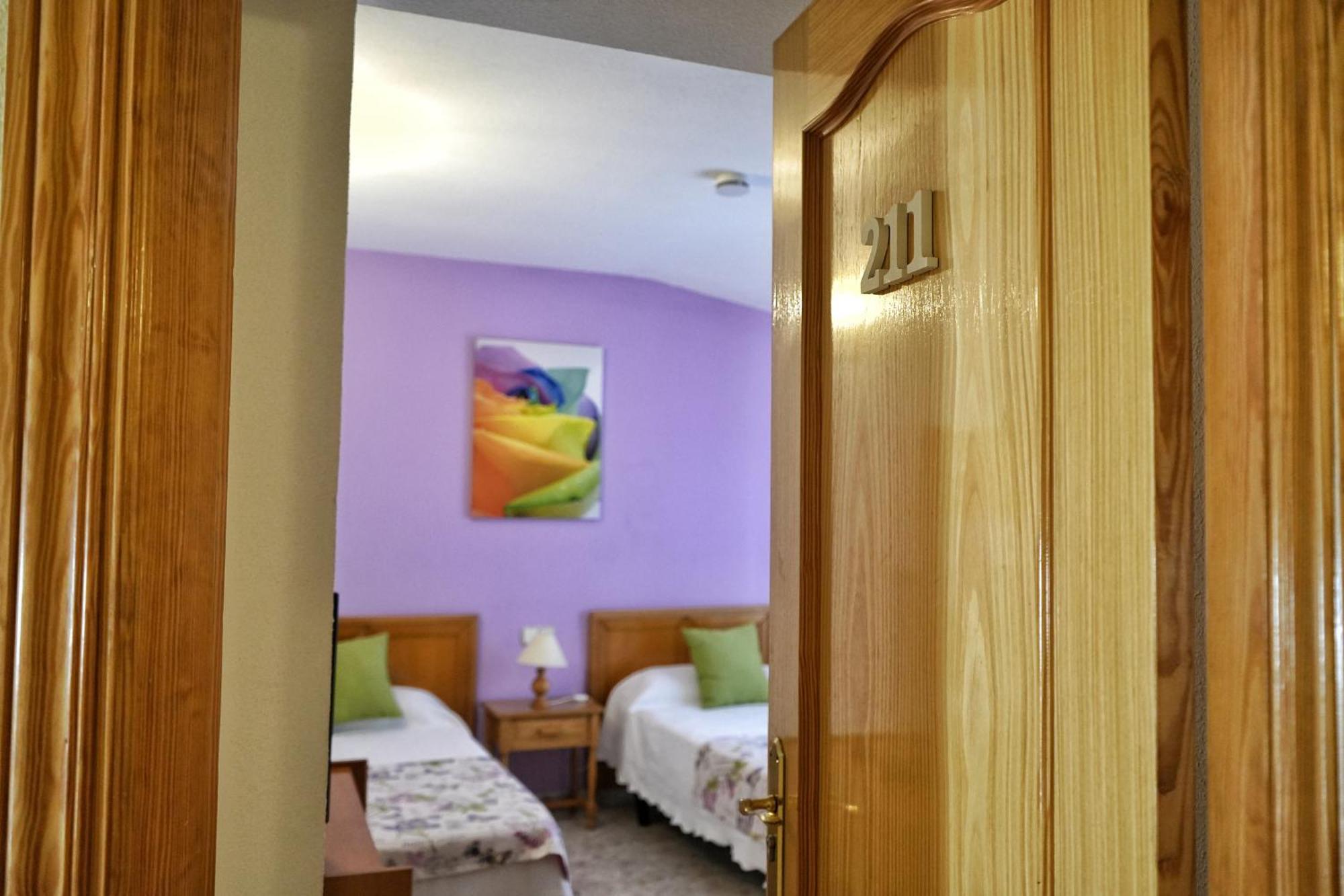 Hostal Mainz Piedralaves Kültér fotó