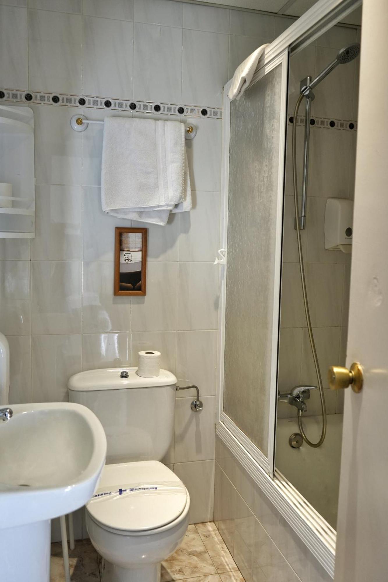 Hostal Mainz Piedralaves Kültér fotó
